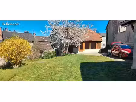 maison 150 m2 (120 m2 loi carrez)