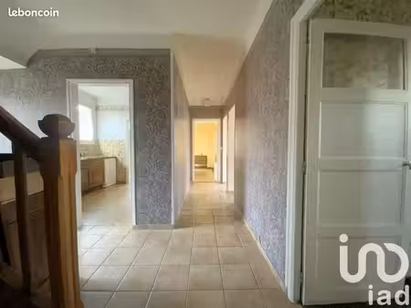maison 6 pièces 179 m²