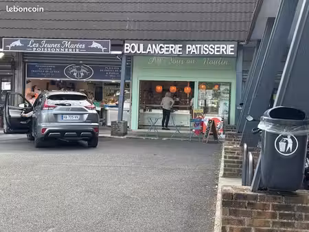 ? à vendre – murs commerciaux loués à une boulangerie patisserie
