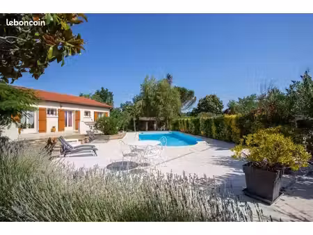 maison 5 pièces 136 m²