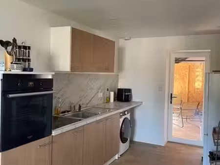 t3 70 m² entièrement rénové – 2 chambres – balcon – proche gare