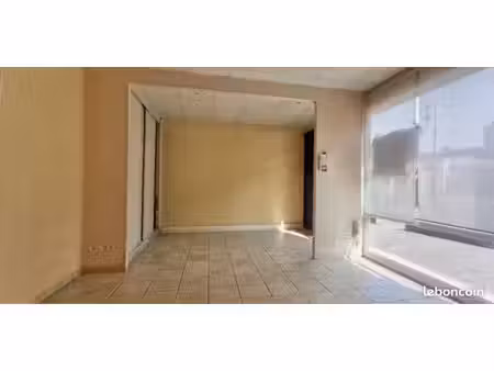 local commercial