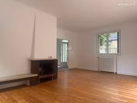 maison 4 pièces 94 m²