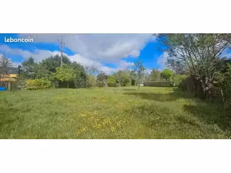 terrain 1165 m² saint maurice de gourdans