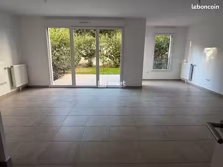 appartement 5 pièces 132.3m² à louer 2680 - viroflay 78220