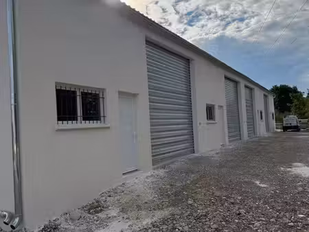 hangar 100 m2