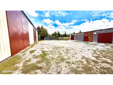 local 454 m² entraigues sur la sorgue