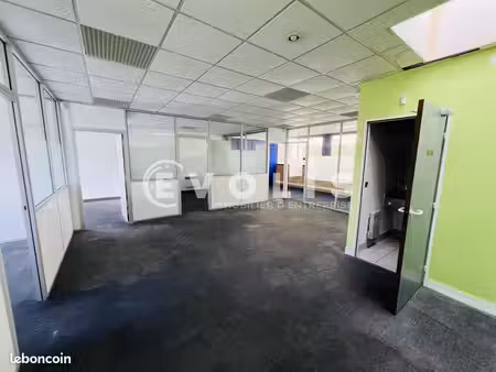 bureau 367 m²