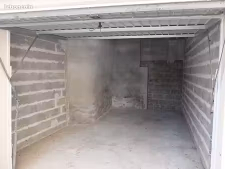 a vendre box garage