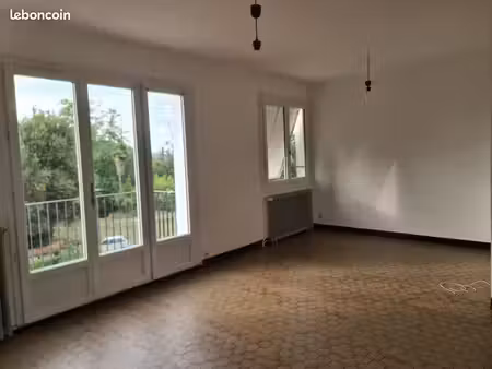a vendre maison centre fontenay-le-comte