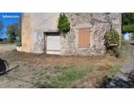 terrain avec grange à retaper et/ou à transformer