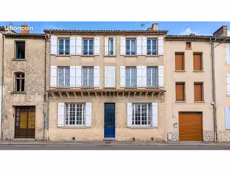 maison 12 pièces 337 m²