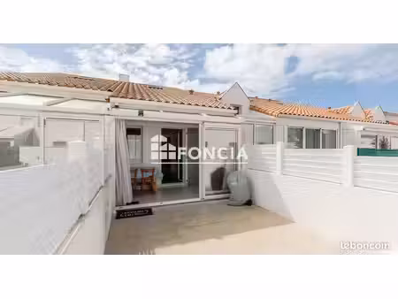 à 300 m de la mer ? – pavillon meublé avec terrasse  véranda et parking – saint-hilaire-de