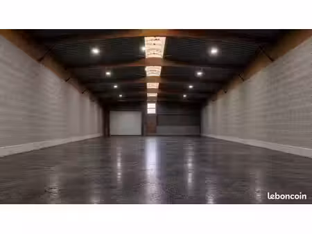 amiens nord – ateliers/entrepôts 495 m² - 262 k et 990 m² - 472 k