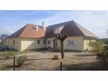pavillon 8 pièces 255 m²
