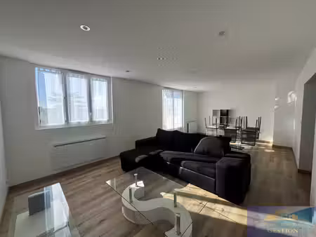 appartement t3 meublé de 65m2 avec cave