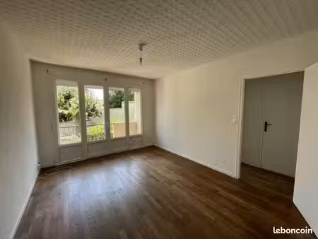 appartement 3 pièces 55 m²