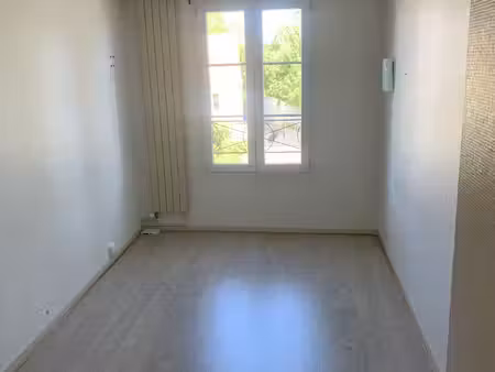 en location à quincy-voisins : appartement 2 pièces