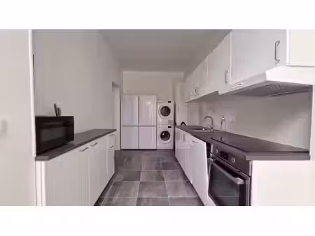 colocation étudiante chambre avec salle de bain privative