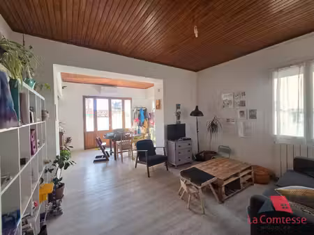 appartement - garage et cour privative