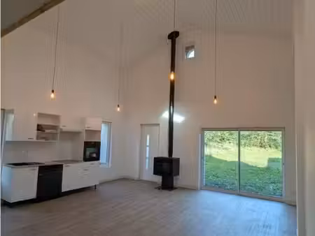 maison t5 verdelais - 107 m2 - 1000 euros ttc