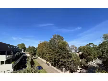 cabourg  dans l'éventail dans res de standing beau t2 avec t