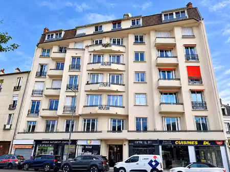 appartement 5 pièce(s)