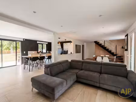 maison 4 chambres (160 m²)