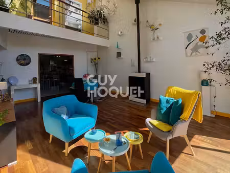 grande maison rénovée 10 pièces à vendre à château-gontier-sur-mayenne