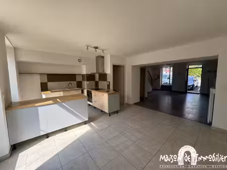 a vendre à val-de-cognac - ensemble immobilier de deux logem