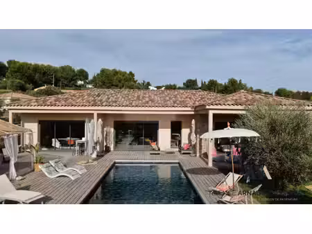maison d'exception à la cadière d'azur - élégance et confort moderne