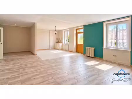 saint-vallier – 109 m²  3 chambres  garage et dépendance : seulement 76 300 € !