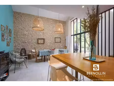 authentique maison en pierre entièrement rénovée  244 m2  6