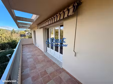 appartement 3 pièces 69 m²