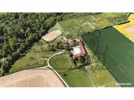 maison 11 pièces 400 m²