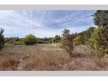 terrain 500 m² tourves