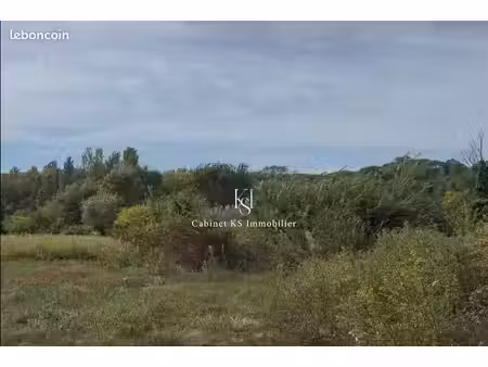 terrain 548 m² tourves