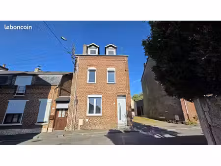 maison de ville 7 pièces 97 m²