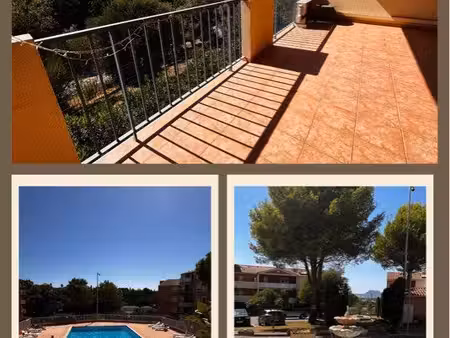 fréjus – f3 56 m² – terrasse 15 m² plein sud – vue rocher de roquebrune – piscine
