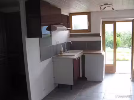 loue maisonnette anglefort