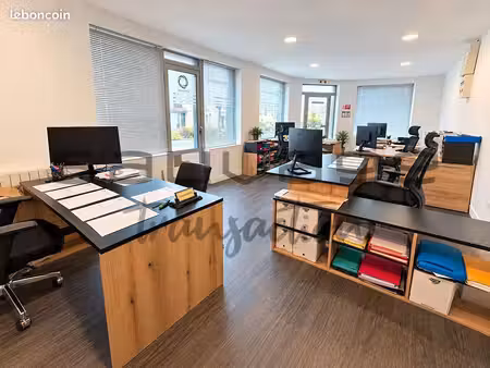 local 59 m² bois guillaume