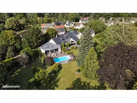 propriété 9 pièces 340 m²