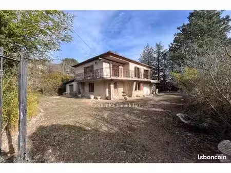 maison 5 pièces 160 m²