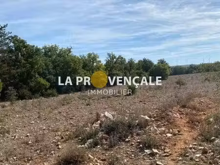 terrain 333700 m² rians