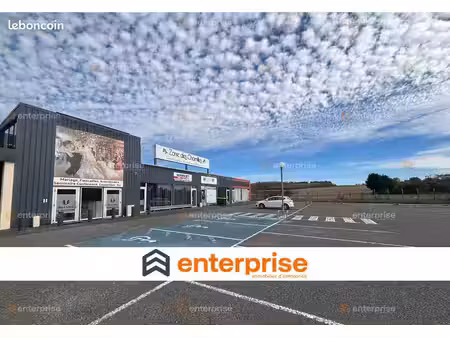 local commercial 1 200 m²