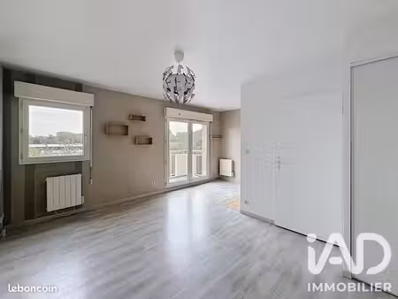 studio 1 pièce 26 m²