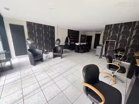 local commercial 100 m² montluçon