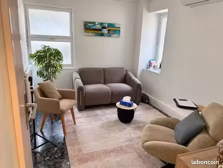 cabinet / bureau professionnel 10 m² – hyères – temps plein