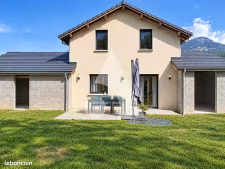 maison 5 pièces 81 m²