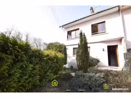 pavillon 5 pièces 90 m²